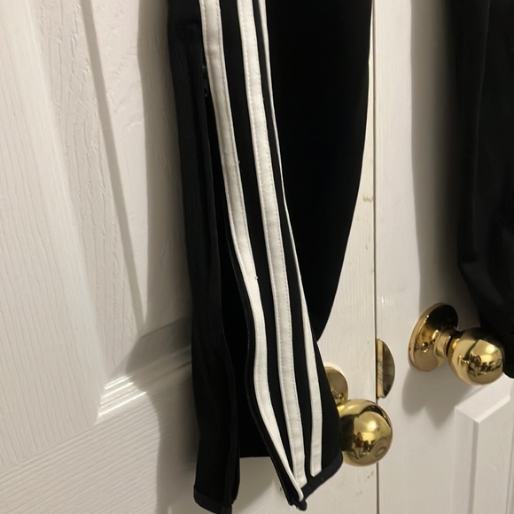 Adidas Slim-fit, breathable soccer pants with pockets and ankle zips. - Picture 4 of 7